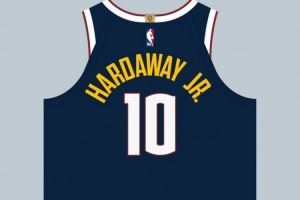 一年底薪！球衣记者：小蒂姆-哈达威在掘金将身穿10号球衣