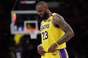 Skip：LBJ执行选项是因他知道没人会给他5260万 提骑士是虚张声势