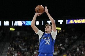 弗拉格：欧文在比赛中提醒我鼓起斗志 我下半场想打得更有侵略性