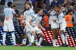 德泽尔比谈帕瓦尔表现不佳:他需要保持冷静,这责任在于我 德泽尔比谈帕瓦尔表现不佳:他需要保持冷静,这责任在于我