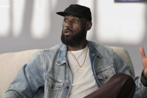 詹姆斯：我已做职业球员20多年 我打球时仍更多出于热爱而非薪酬